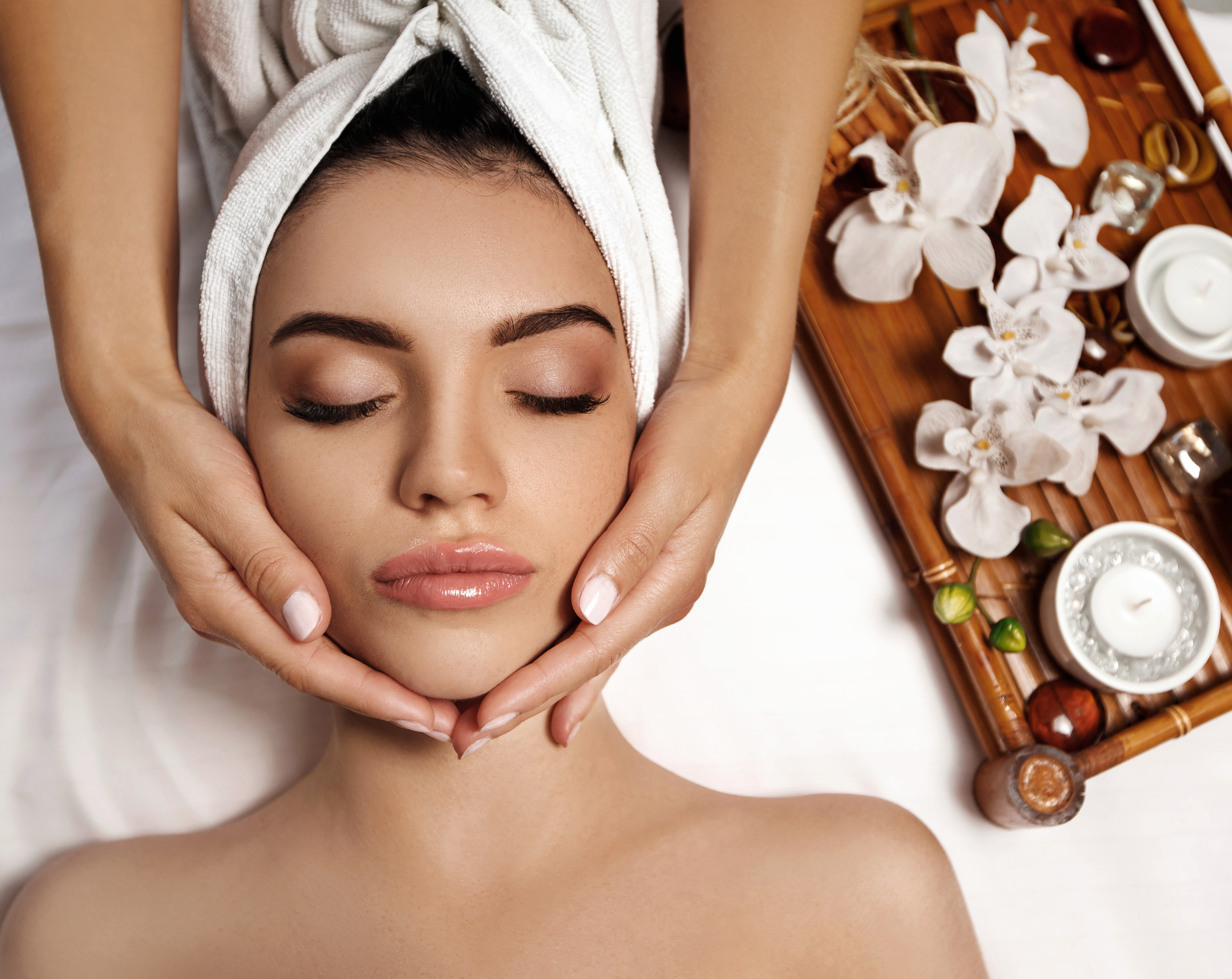 Anti-Aging Skincare Routine 2025: Professional Tips + Best Products for Glowing Skin