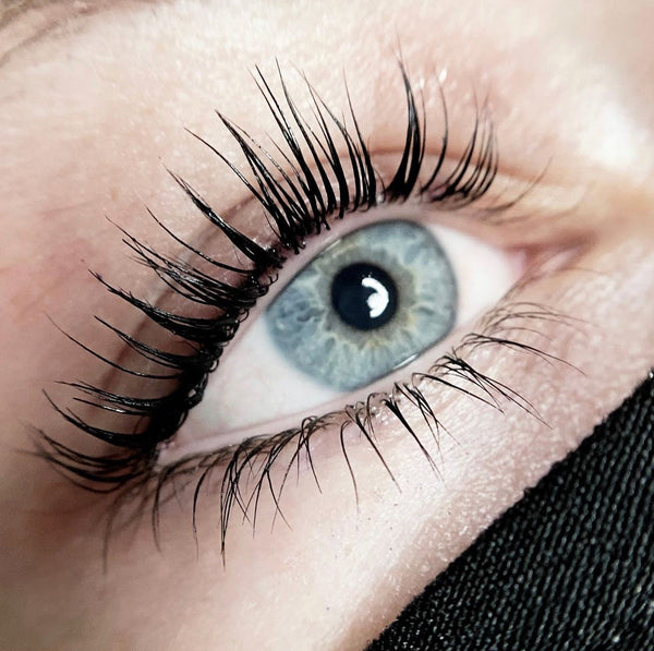 Conquering Summer Beauty Woes: Bid Farewell to Smudged Mascara  with a Lash Lift and Tint
